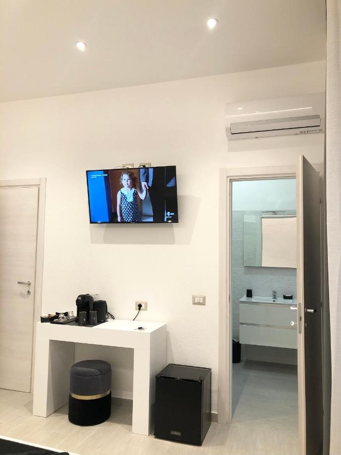 International House Olbia Hotell Eksteriør bilde