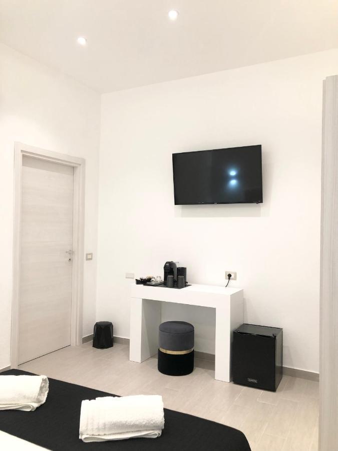 International House Olbia Hotell Eksteriør bilde