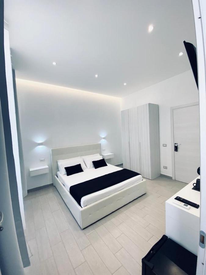 International House Olbia Hotell Eksteriør bilde