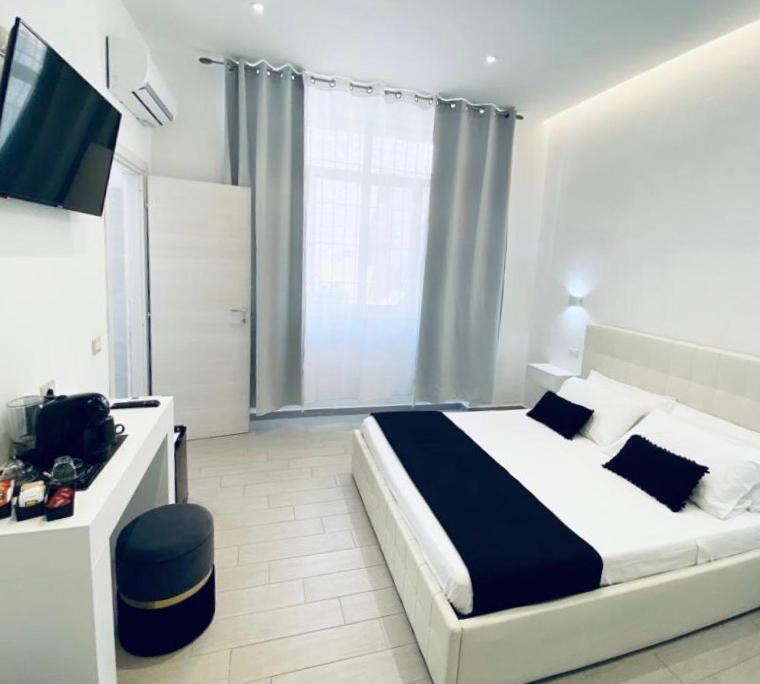International House Olbia Hotell Eksteriør bilde